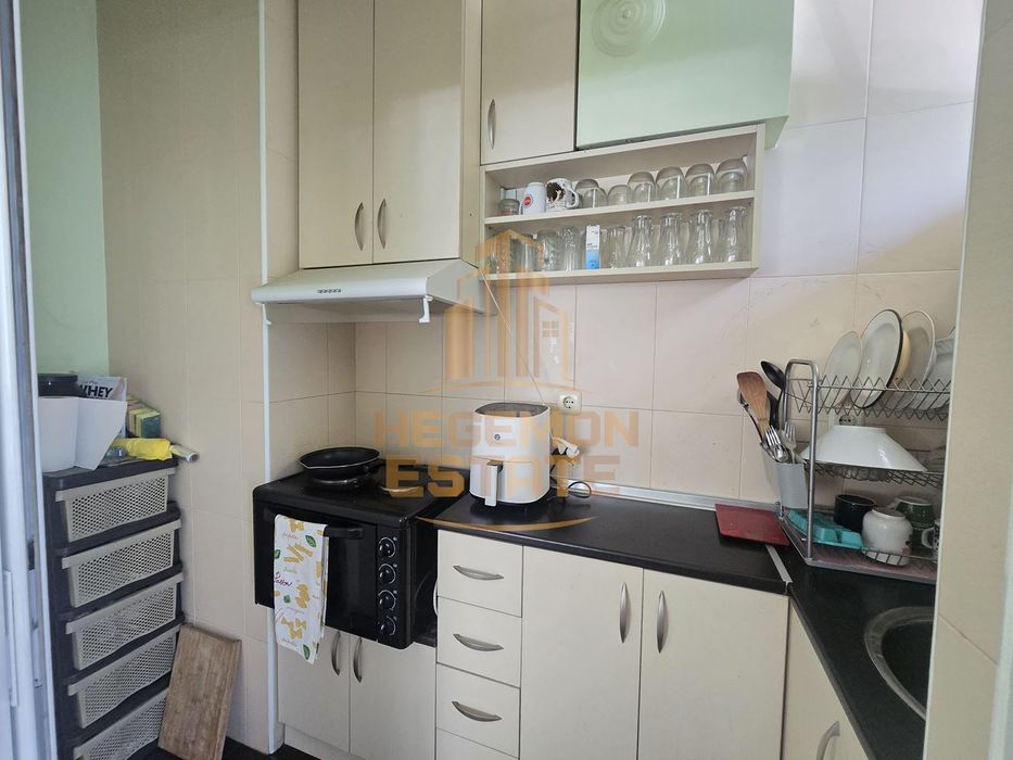 Продава се Тристаен апартамент в Варна, Център - 83 кв.м за 2410 €/кв.м - Снимка #2