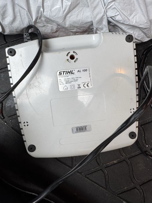 Incarcator Stihl AL 100