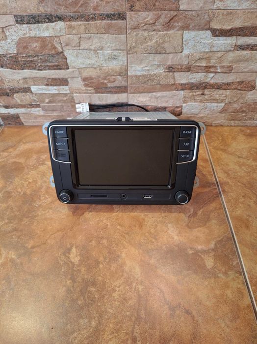 Оригинална мултимедия RCD 330 plus carplay android auto 6RD 035 187B