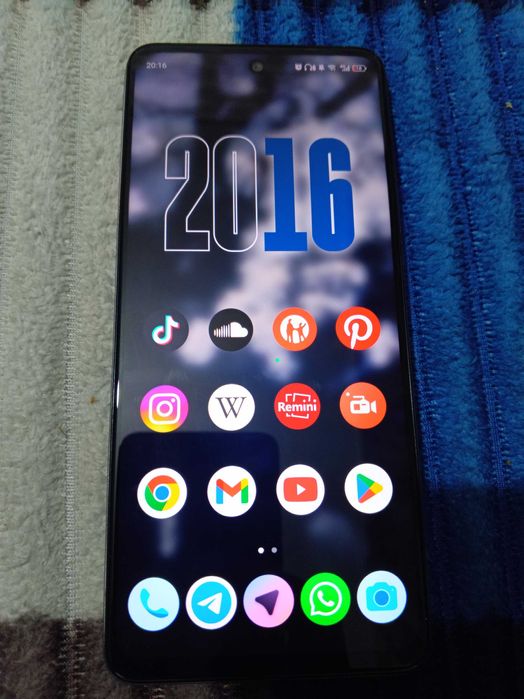 Продам телефон infinix hot50