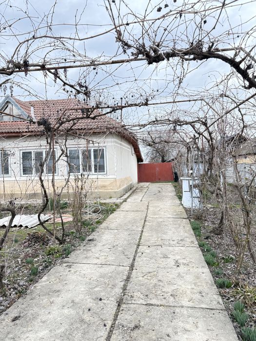 Casa de vanzare in osica de jos