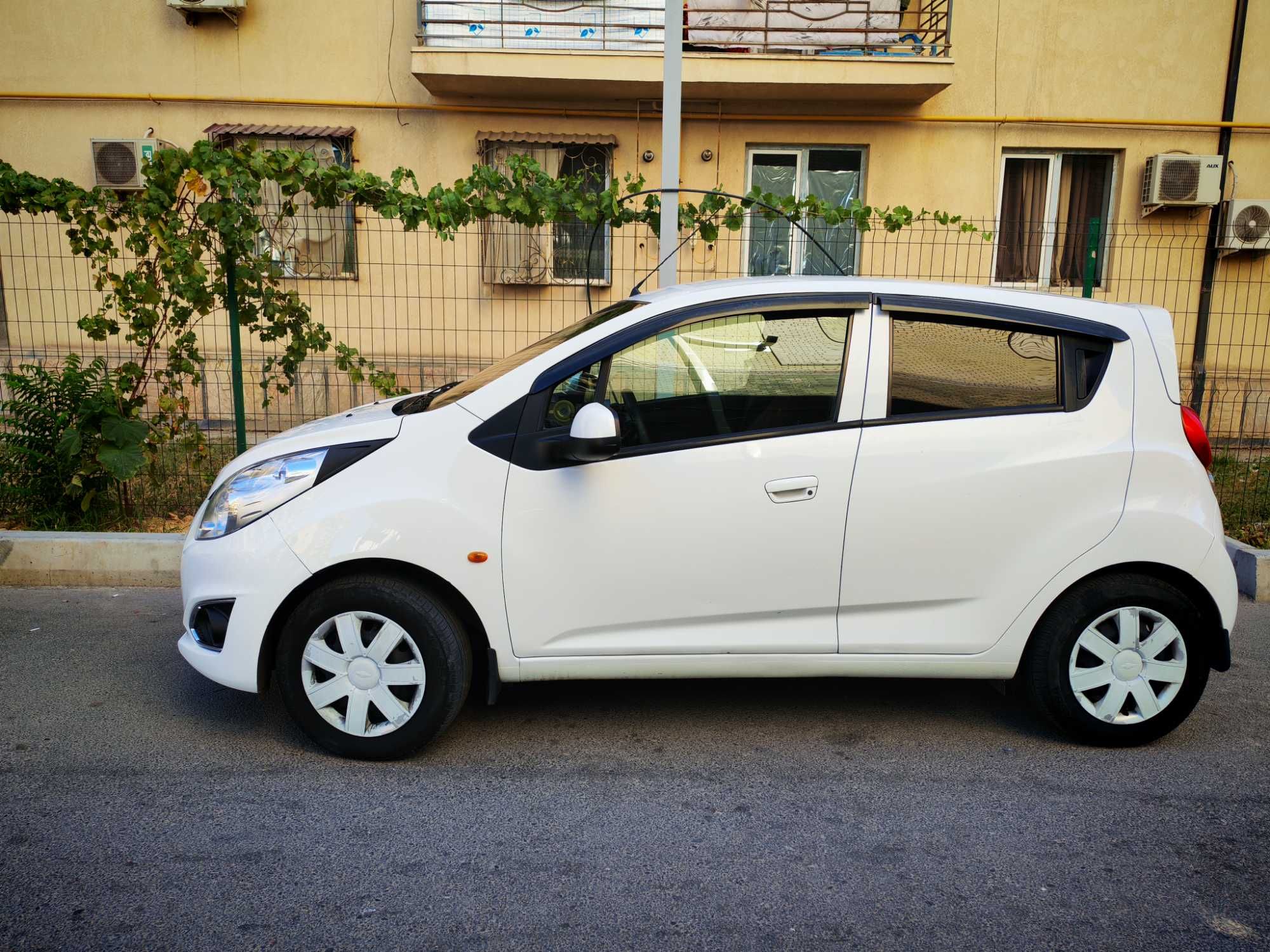 Spark 1.25 сотилади.