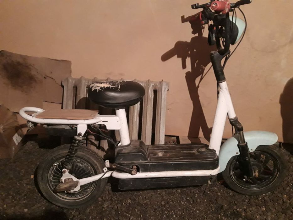 Электро скутер сатылады жанына велик косып берем