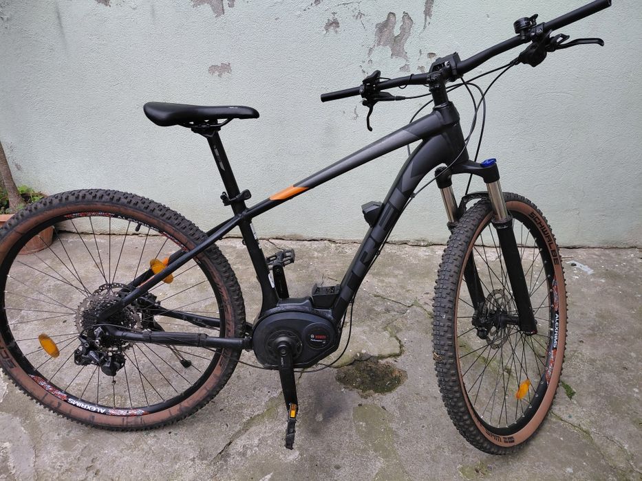 Bicicleta asistata electric Trek