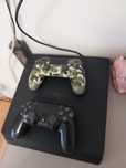 Consolă PS4 PlayStation  plus 2 manete