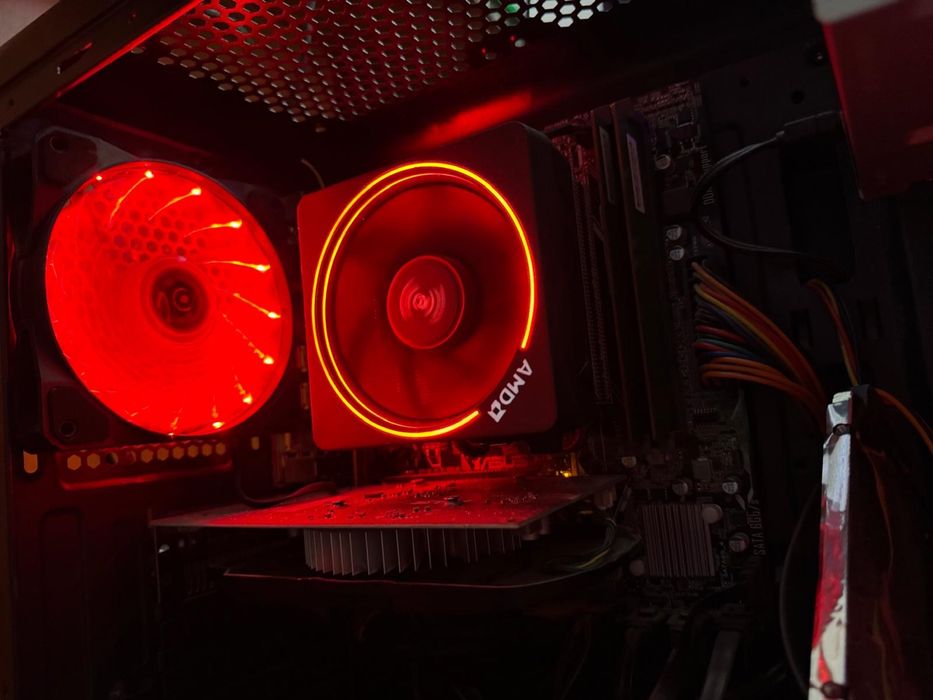 PC Gaming / Calculator schimb cu ipad/ macbook air / pro