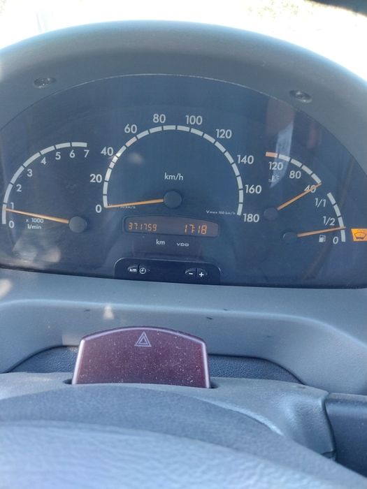 Mercedes Benz Sprinter