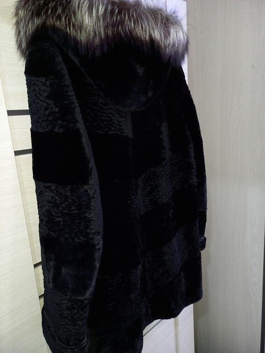 Продам шуба мутоновую