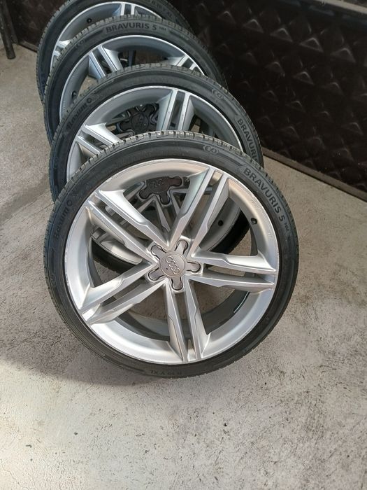 Джанти с гуми за audi 19ки