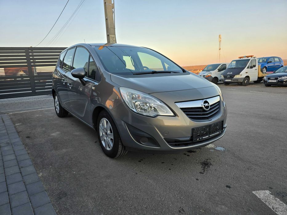 Opel Meriva B 2011