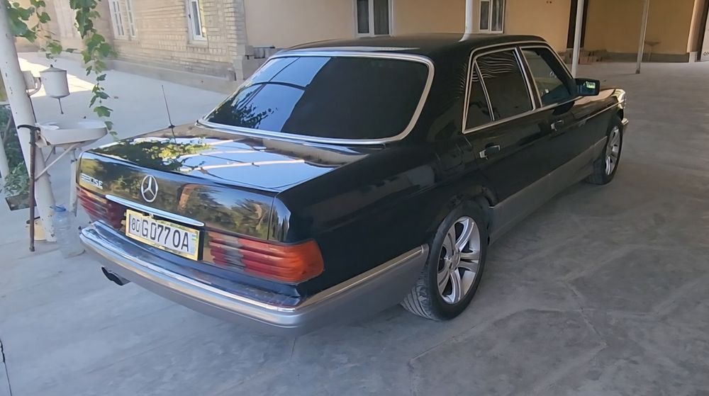 Мерседес бенц 126 дипломат