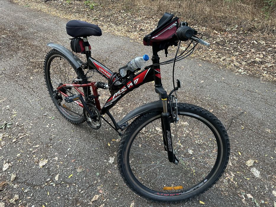 Планински велосипед VOYAGER с пълно оборудване