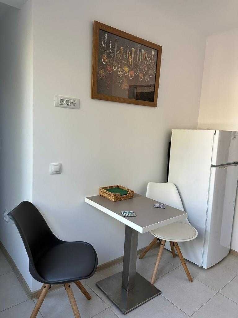 Inchiriez Apartament 2 camere Craiova central