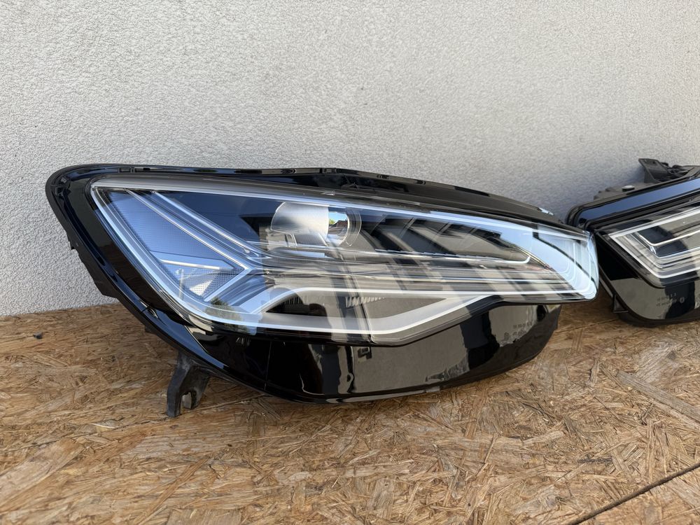 SET Far stanga dreapta Audi A6 C7 4G Facelft Full LED MATRIX originale