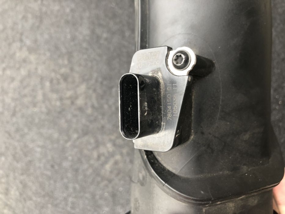 debitmetru aer Bmw motor N57 seria 3 5 7 X3 X4/X5 X6 cod 7804150