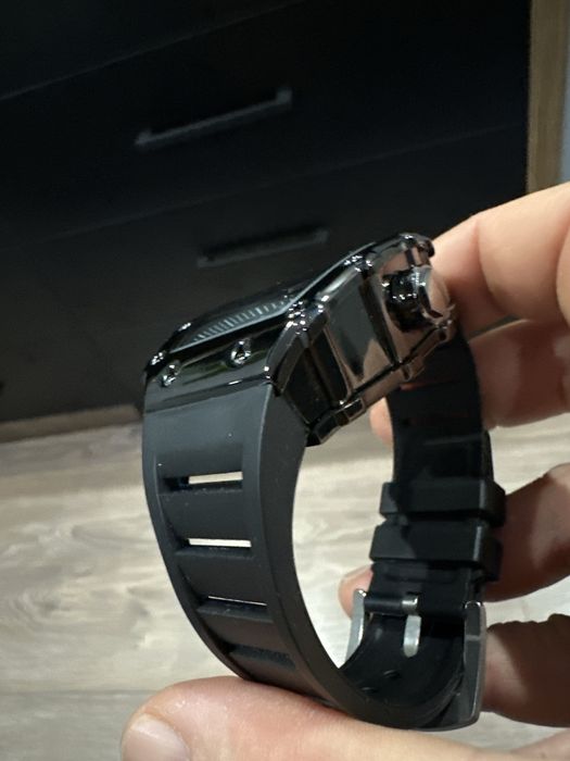 Часовник Richard Mille F1