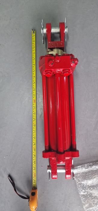 Cilindru forță complet fi 100 tractor u 650 cu racord hidraulic fi 18