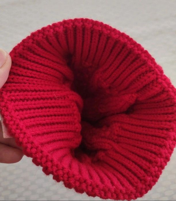 Caciula fetita 1,5 -2 ani