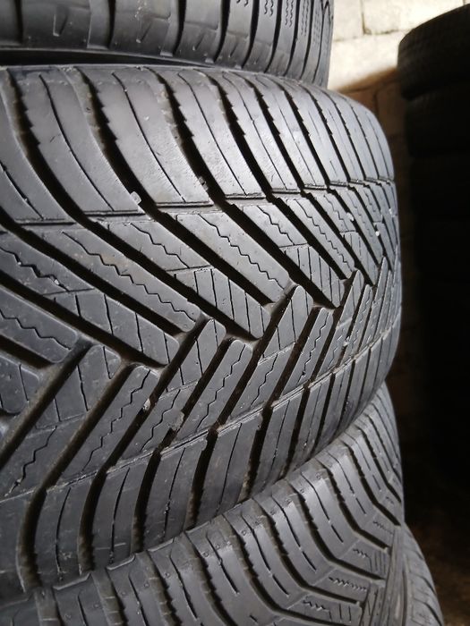 Anvelope second la angro super ofertă mai multe dimensiuni uzuale