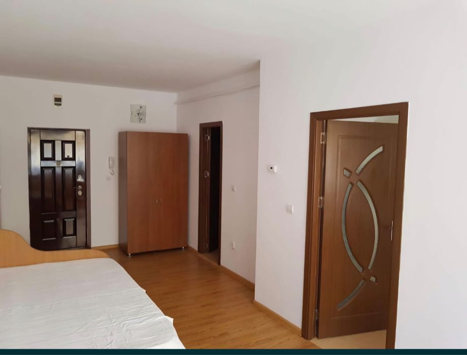 Inchiriez Garsoniera  47 mp