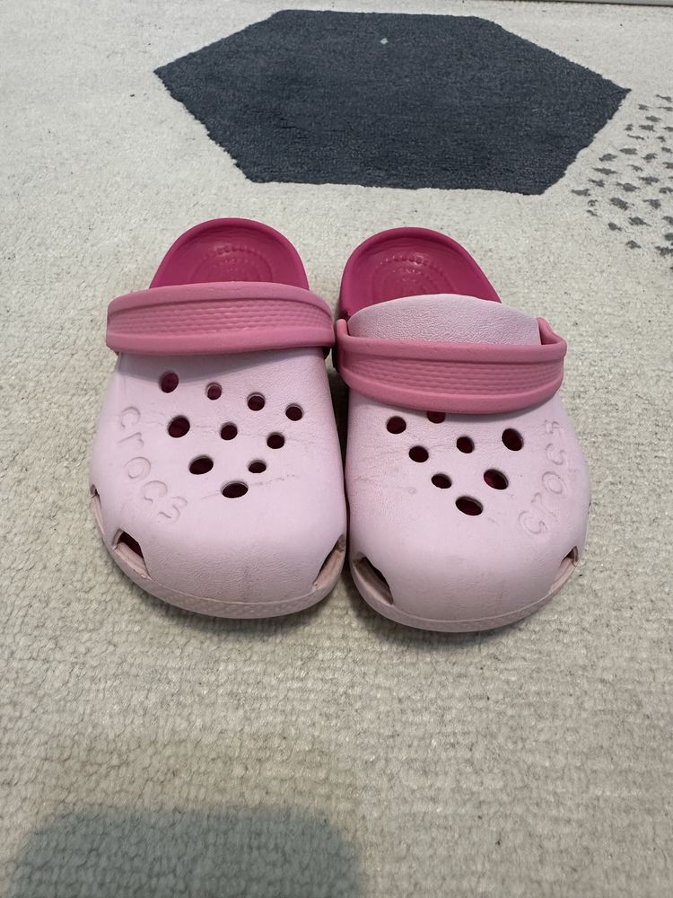 Crocs marimea c9 fete