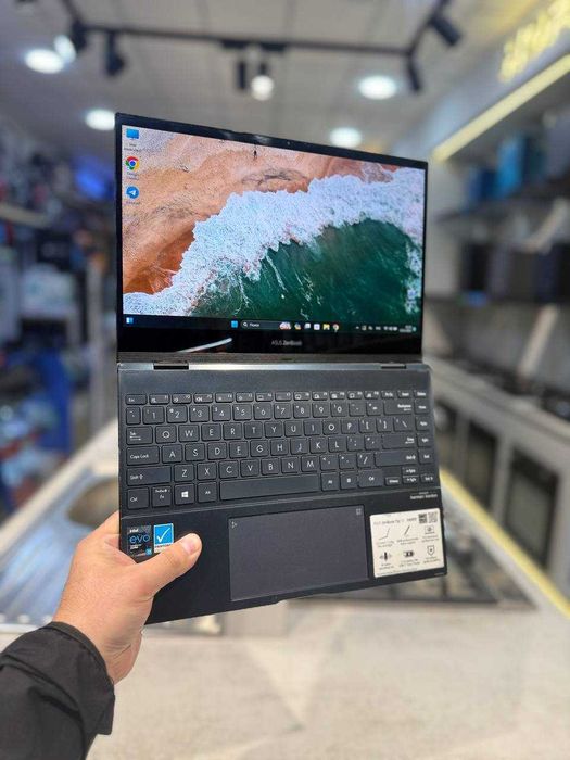 Asus Zenbook 14' i7-1165g7/16GB/SSD 512GB/Display 14' OLED FHD touch
