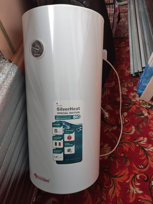 Продам бойлер 50 литров