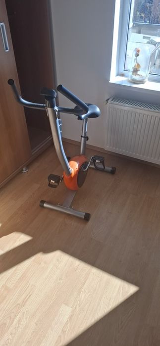 Vand bicicleta de camera fara defecte