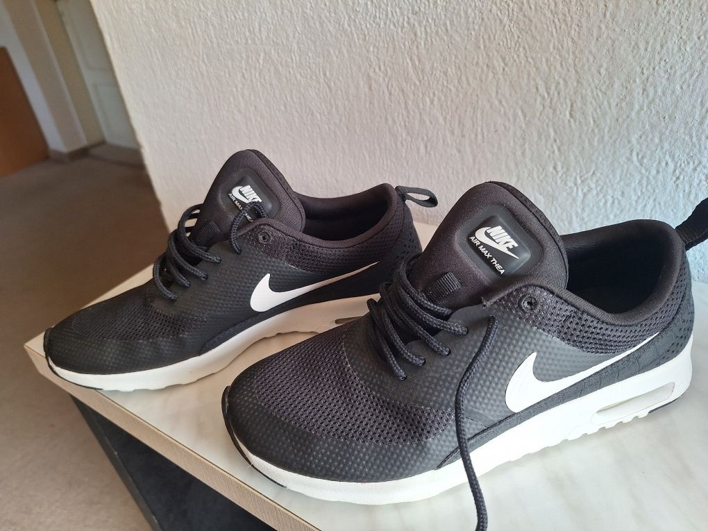 Nike air max thea