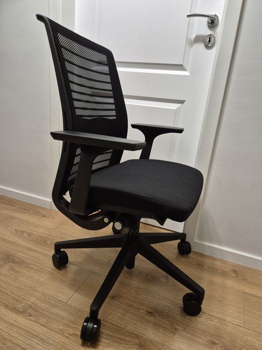 Scaun Steelcase Think - Nou