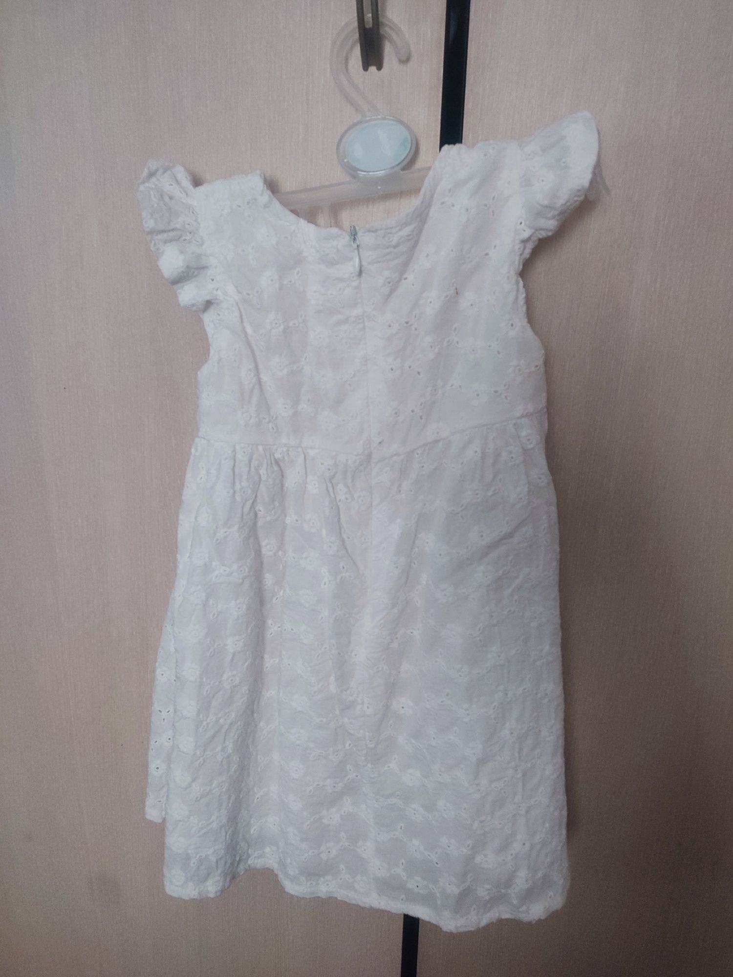 Детска официална бяла рокля р-р 86