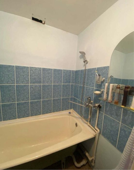 Сергелинский р-н Куйлюк массив 5 2/2/5 франция 58м2 балкон 2х6