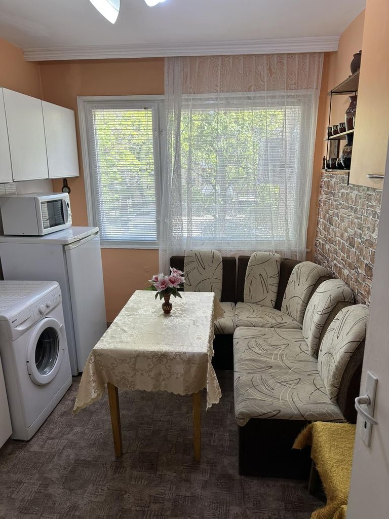 Дава се под наем Двустаен апартамент в Пловдив, Каменица 1 - 68 кв.м за 357 € - Снимка #2