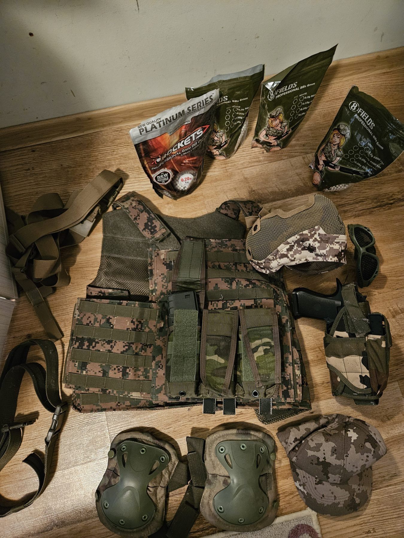 Airsoft пистолет