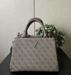 Geanta Guess dama