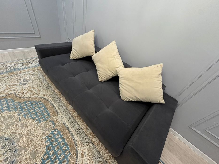 Продаю Диван в отличном состоянии