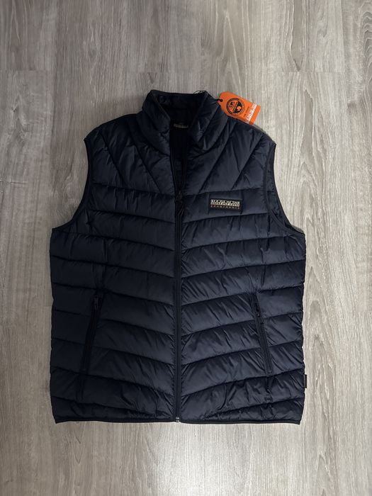 Vesta Napapijri barbati din fas