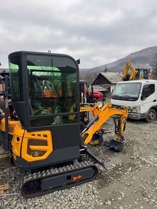 Miniexcavator Macao CT15