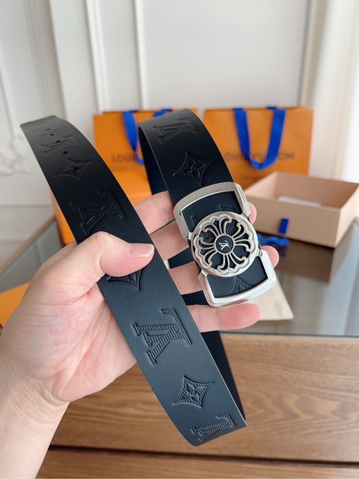 Curea Louis Vuitton , calitate premium , pe comanda , 110 cm