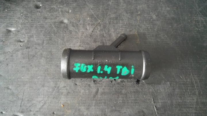 Flansa lichid racire 1.4 tdi vw fox 1c0121438a