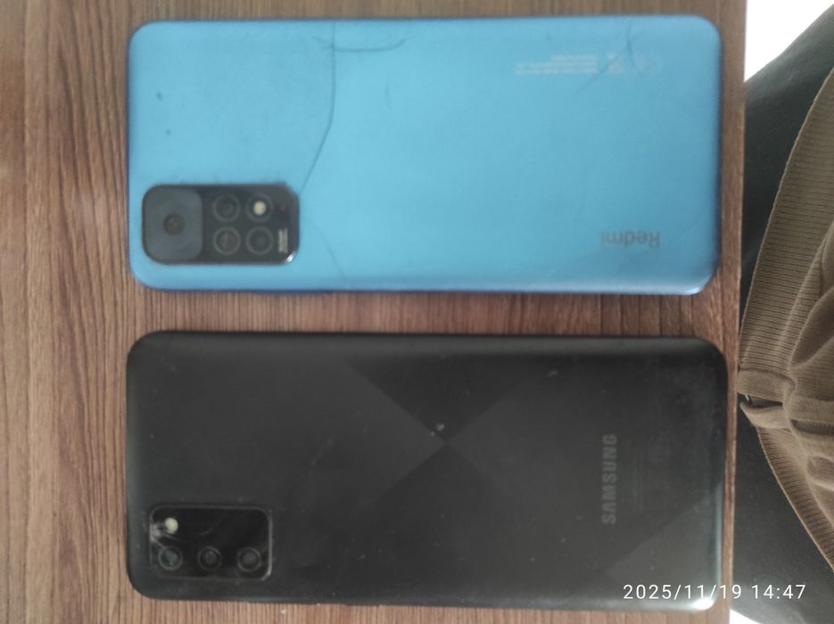 Редми и Самсунг минус дисплей