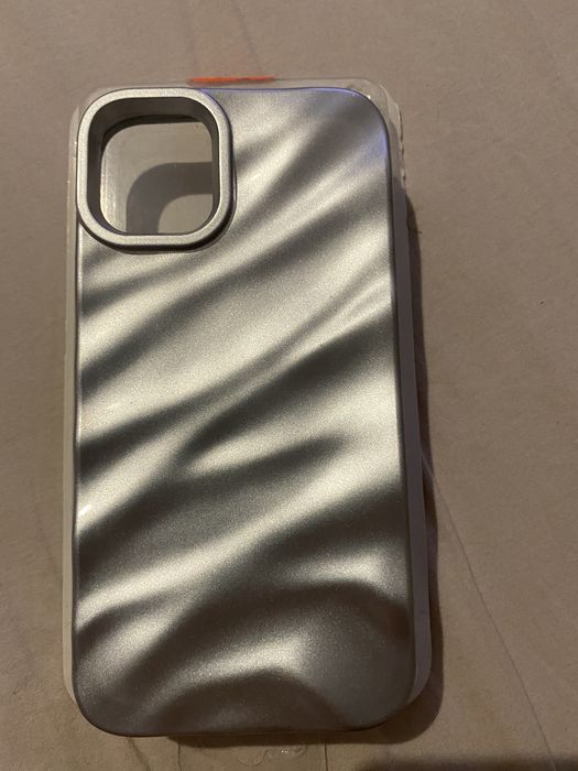 Vand husa de iphone 11