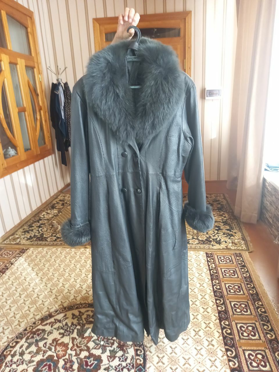 Кожаные плащ утеплённые