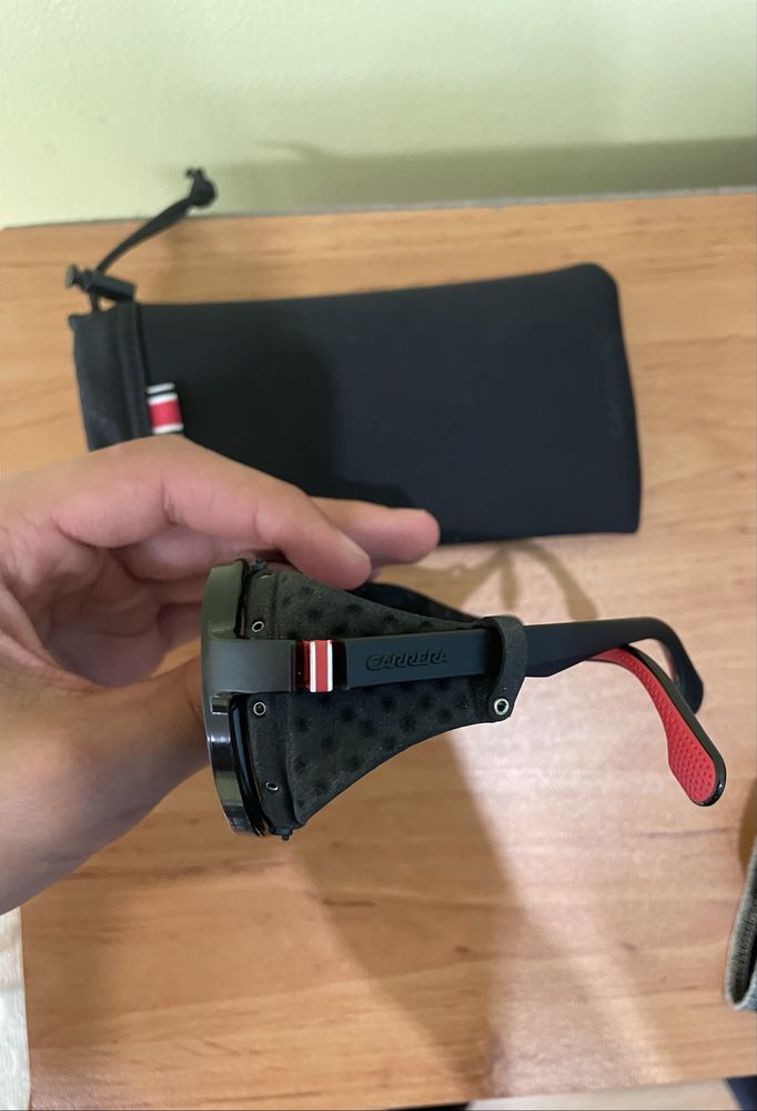 Продавам очила carrera без забележка