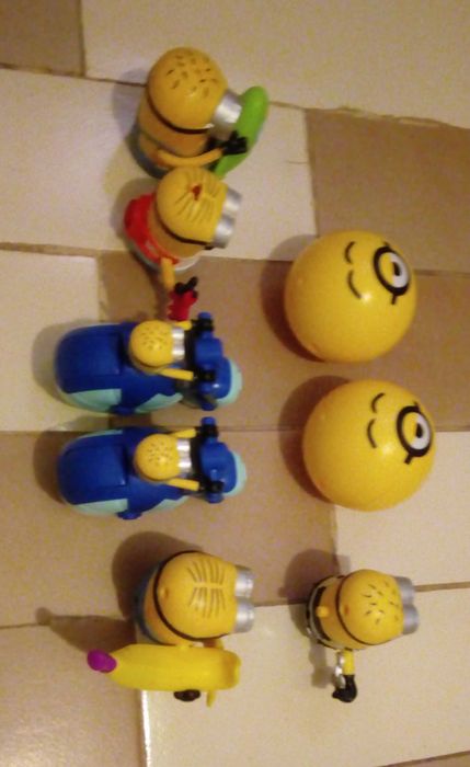 Лот с 8 броя фигурки на Миньоните на mcdonalds / макдоналдс и други