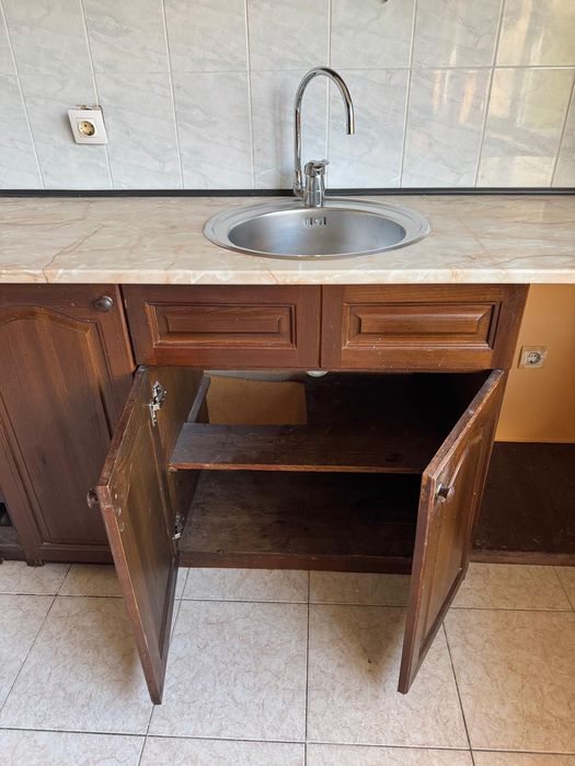 Мебели от масивно дърво