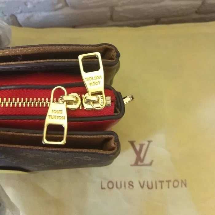 Geanta clasica Louis Vuitton LOUIS VUITTON