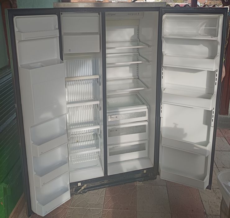 Хладилник General Electric