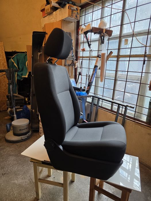 De vânzare   scaun  șofer si pasager ptr vw t 5 -6