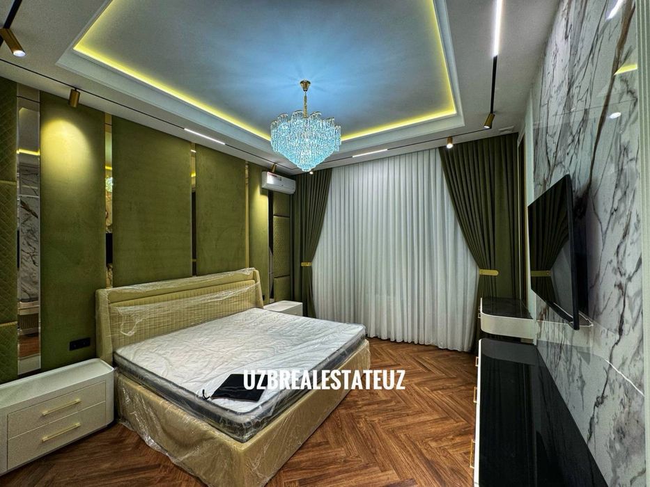 Ор-р: Улица Саломатина Продается Новый Евро Дом!!! 4.соток 600м2 7.ком